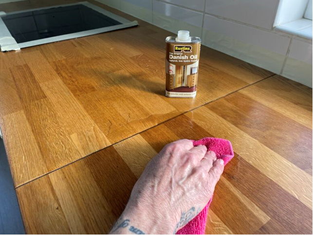 oiling kitchen worktops